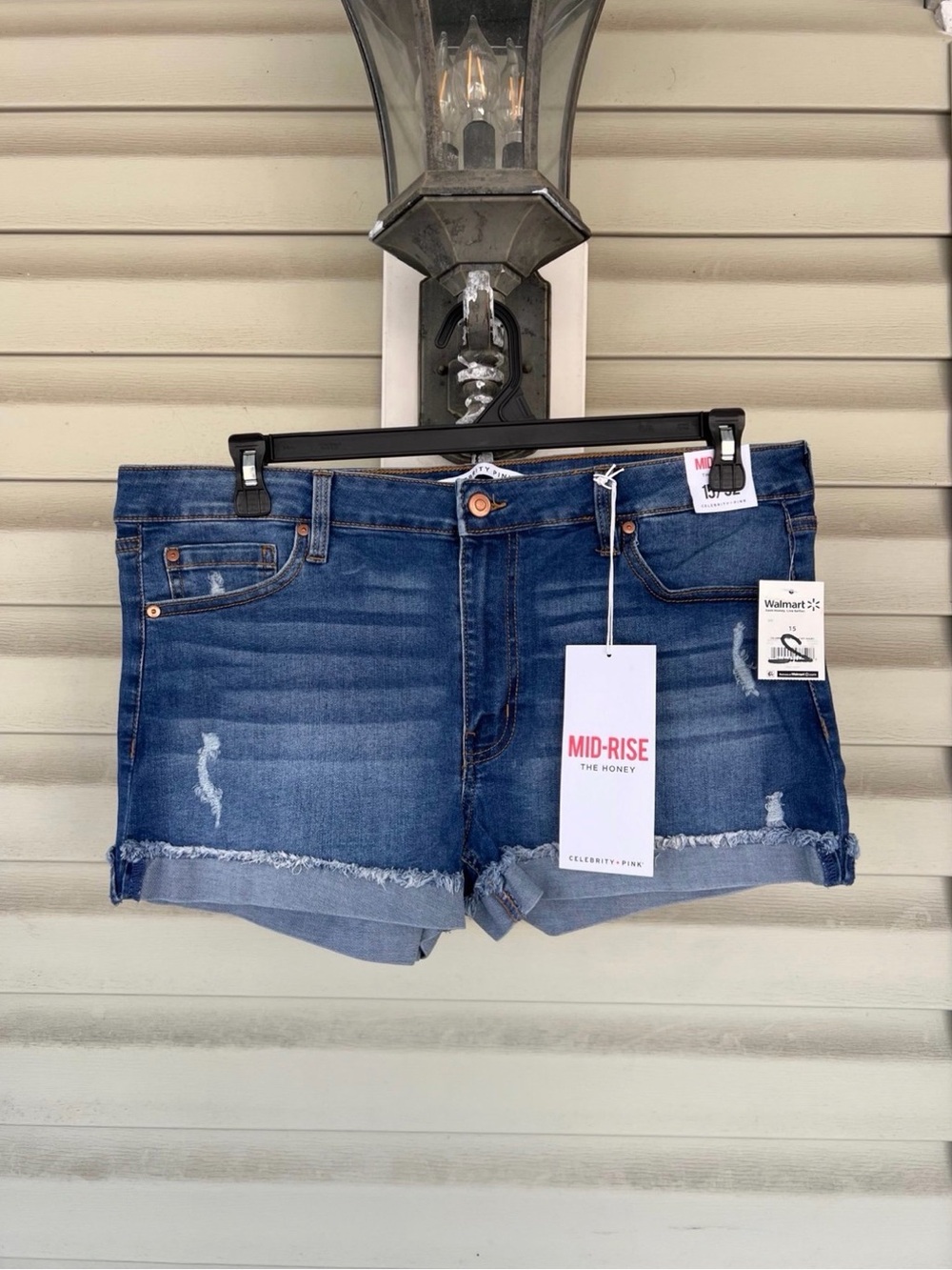 Celebrity Pink Cut Off Denim Jean Shorts “The Honey” Sz 15/32 Raw Hem Cuffed